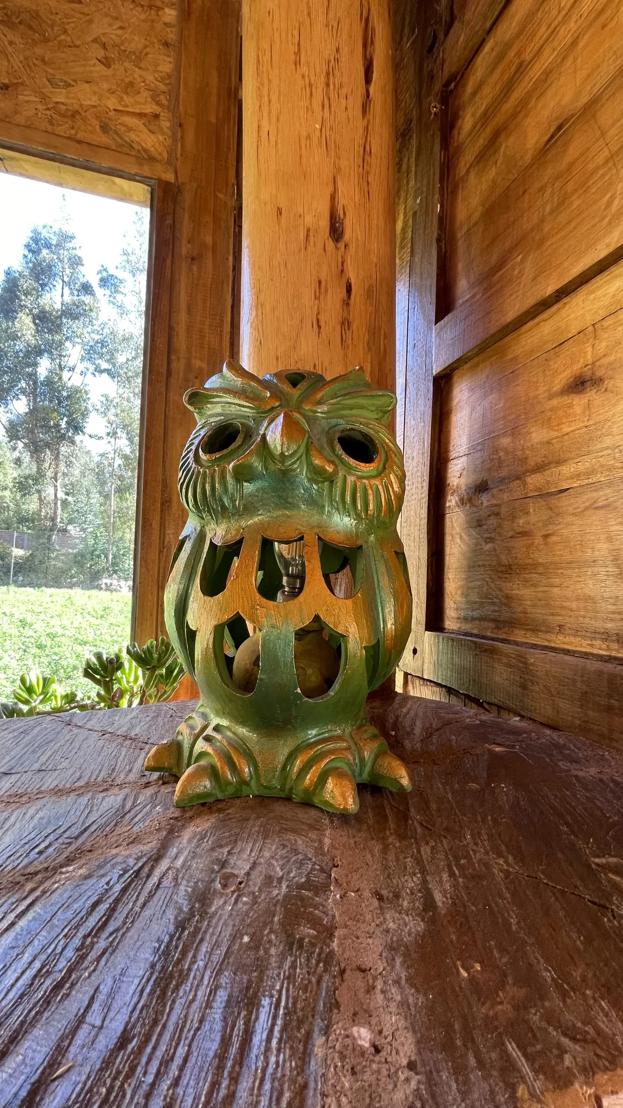 Rustic owl ornament at Unu Samay