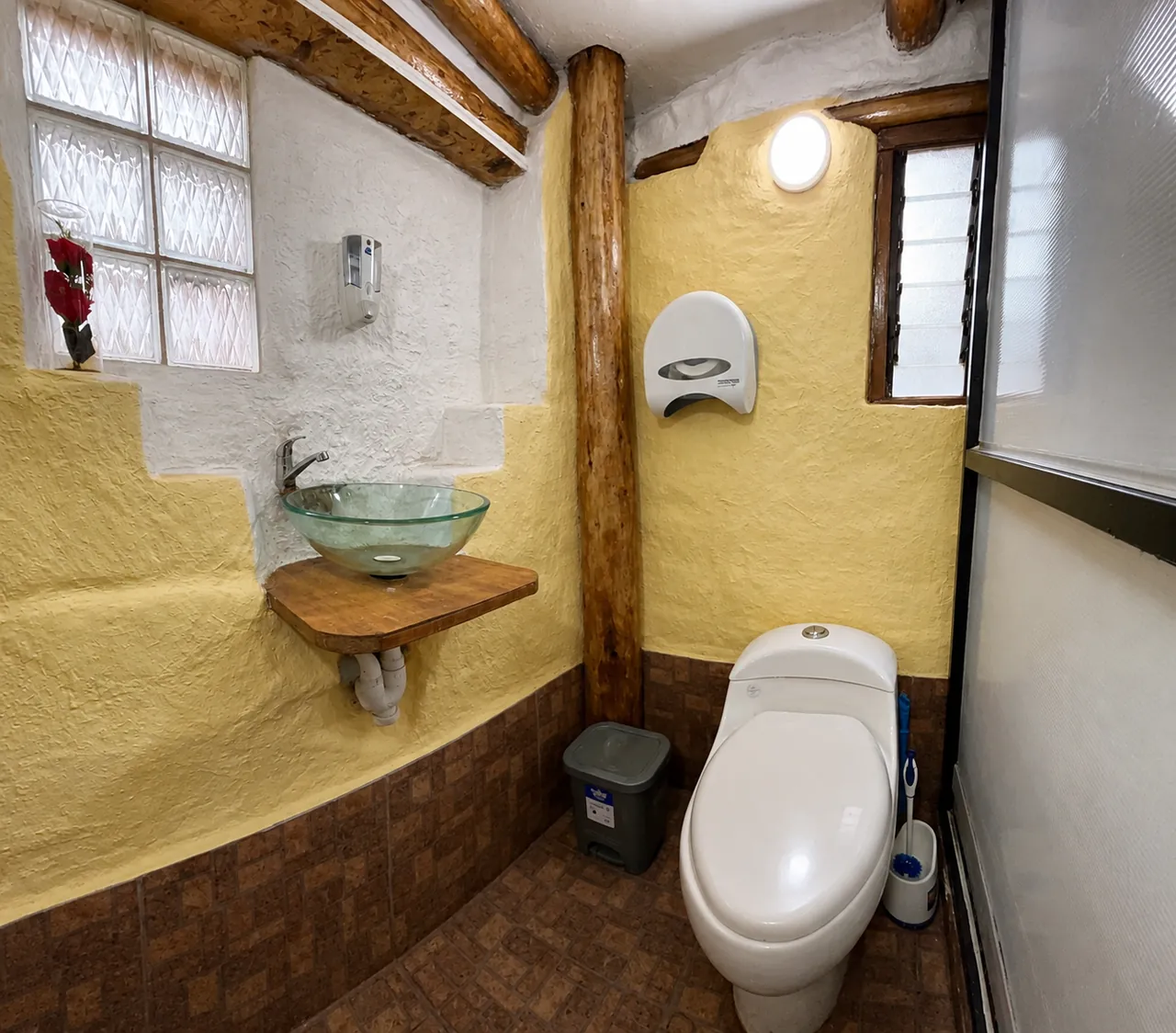 Shared bathroom at Unu Samay in the Sacred Valley